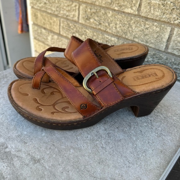 Born  Brown Leather Sandals Size 9 - Picture 1 of 9